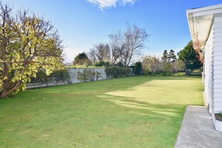 Photo of property in 18 Kent Street, Carterton, 5713