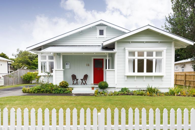 Photo of property in 12 Moerangi Street, West End, Palmerston North, 4410