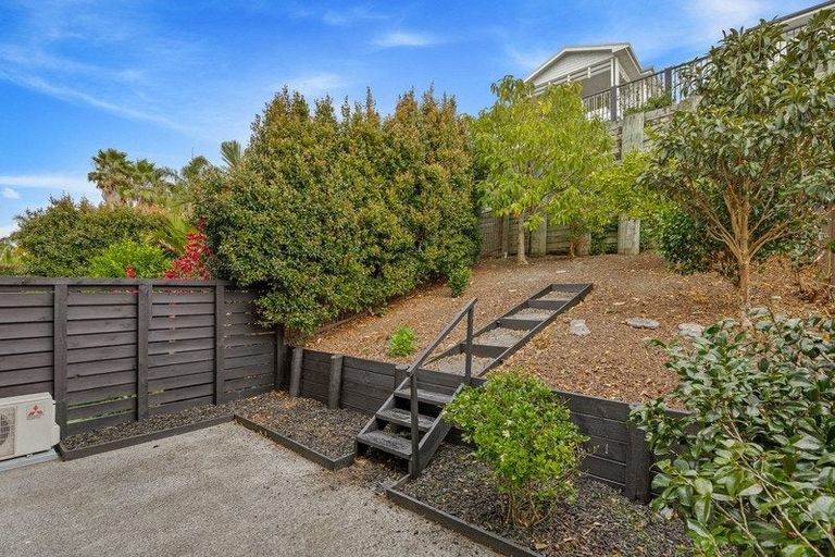 Photo of property in 29 Landmark Terrace, Orewa, 0931