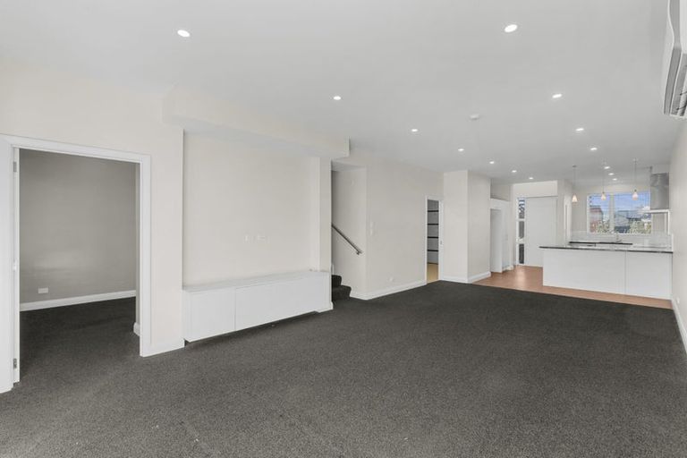 Photo of property in 25 Dow Square, Wigram, Christchurch, 8025