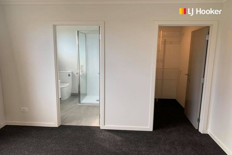 Photo of property in 1 Rexs Way, Green Island, Dunedin, 9018