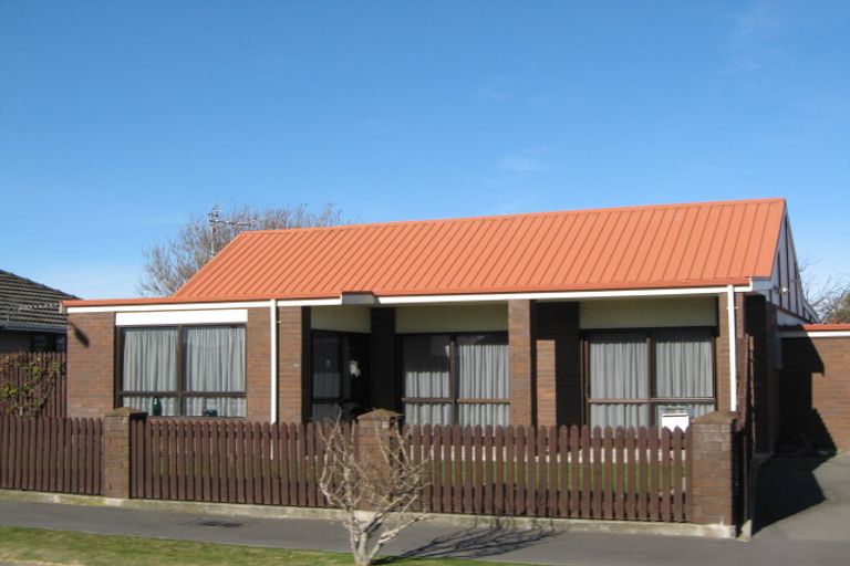 Photo of property in 1/49 Castletown Place, New Brighton, Christchurch, 8083