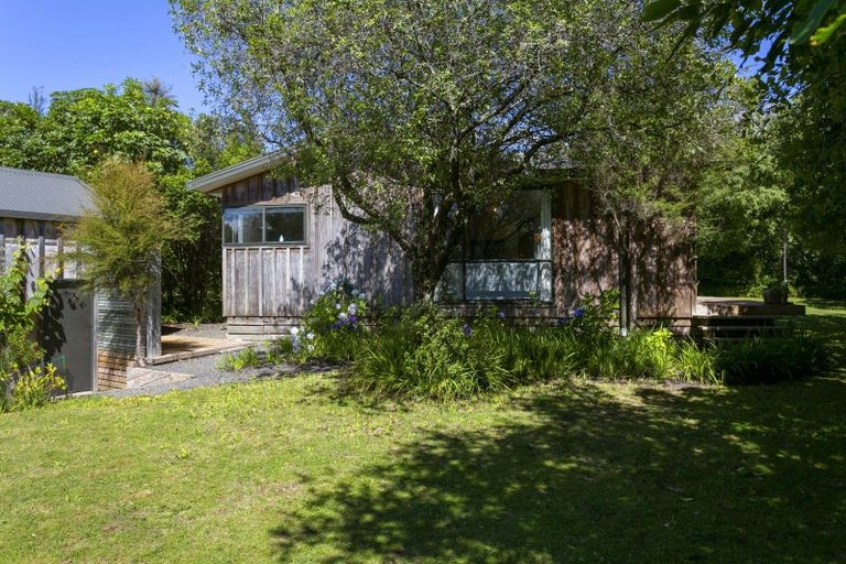 Photo of property in 34 Taringa Avenue, Kuratau, Turangi, 3381