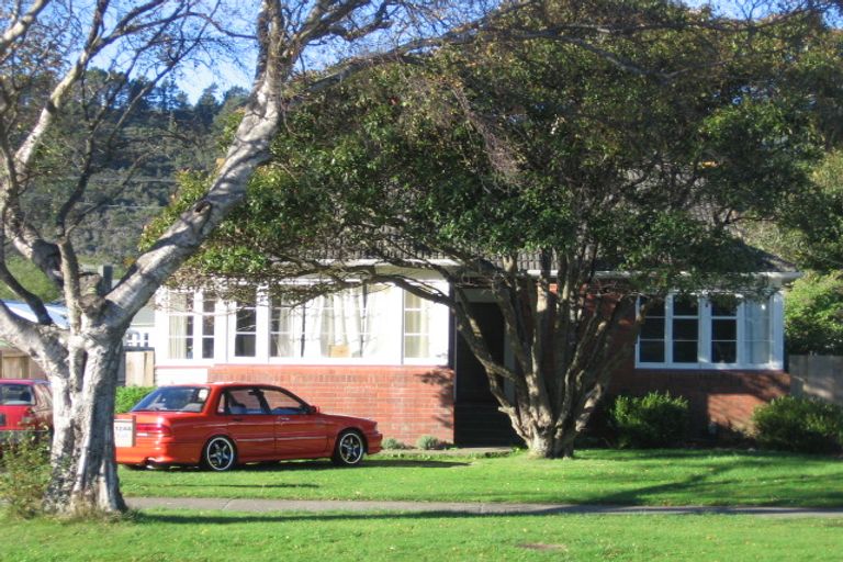 Photo of property in 1244 High Street, Taita, Lower Hutt, 5011