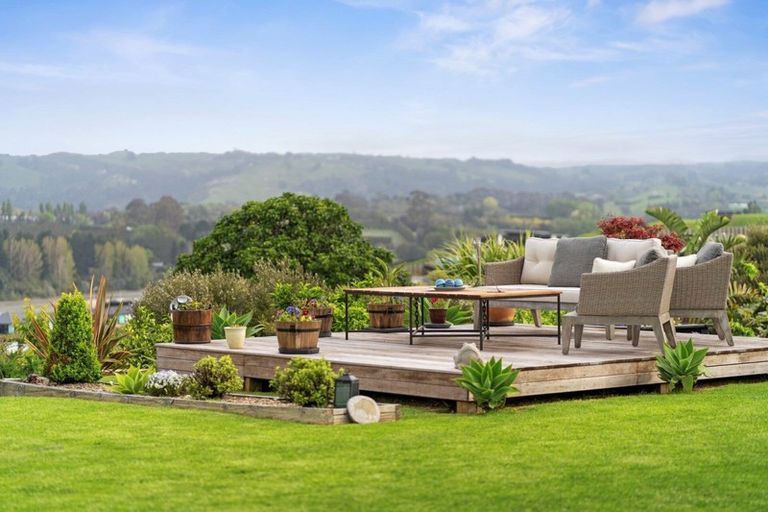 Photo of property in 16 Holyoake Terrace, Omokoroa, 3114