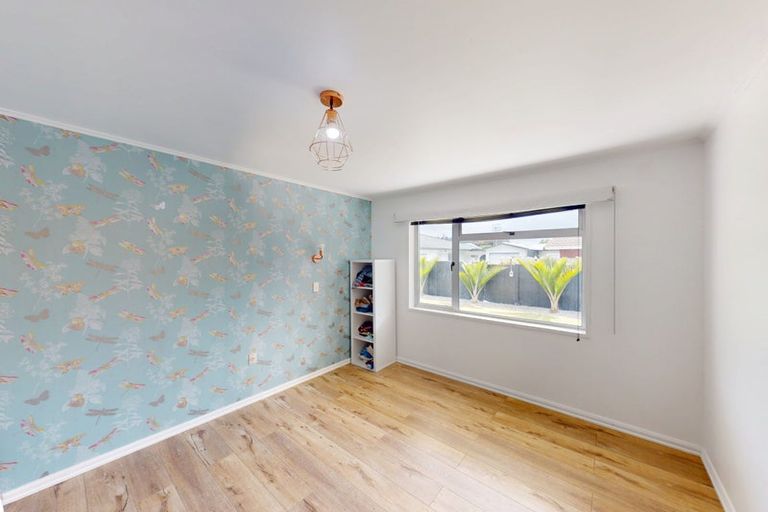 Photo of property in 21 Meadowbrook Drive, Cloverlea, Palmerston North, 4412