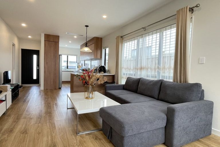 Photo of property in 36 Greenfinch Road, Hobsonville, Auckland, 0616