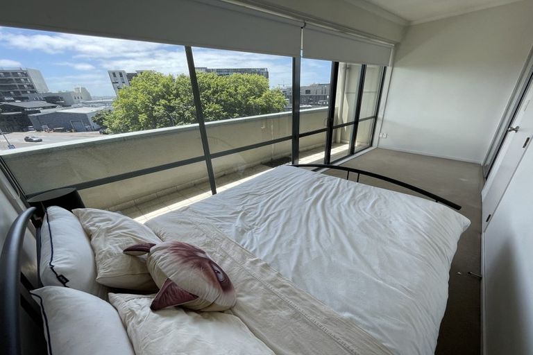 Photo of property in Cook Street Flats, 12a/88 Cook Street, Auckland Central, Auckland, 1010