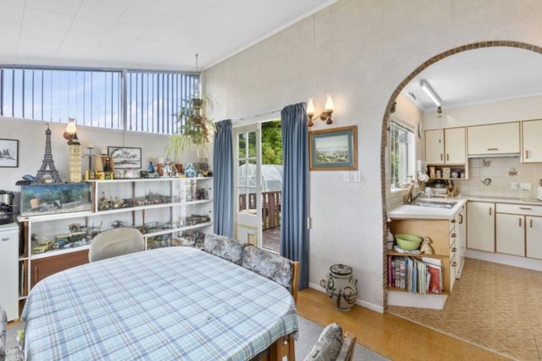 Photo of property in 10 Bedford Grove, Kelson, Lower Hutt, 5010