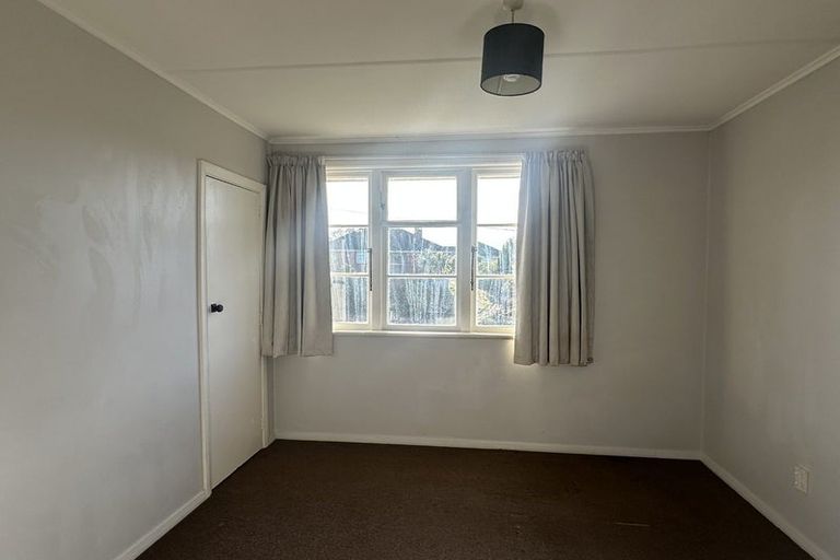 Photo of property in 1 Tweedy Street, Marchwiel, Timaru, 7910