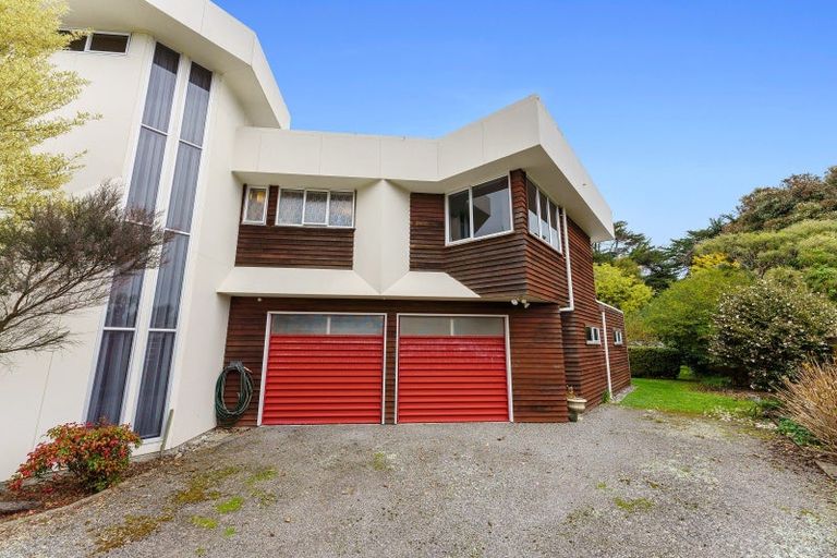 Photo of property in 14 Bell Street, Otaki, 5512