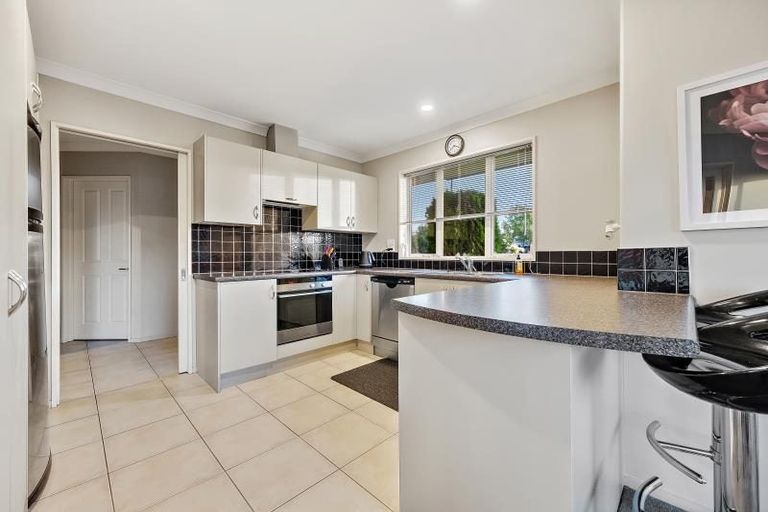 Photo of property in 52 Bibiana Street, Aidanfield, Christchurch, 8025