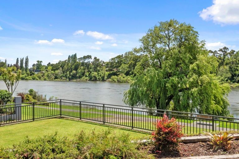 Photo of property in 21 Arcus Street, St Andrews, Hamilton, 3200