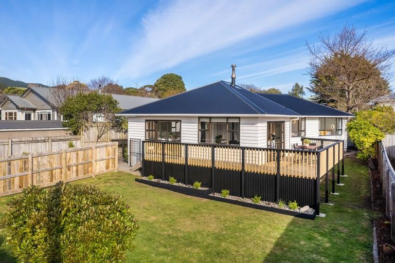 Photo of property in 4 Fincham Road, Raumati Beach, Paraparaumu, 5032