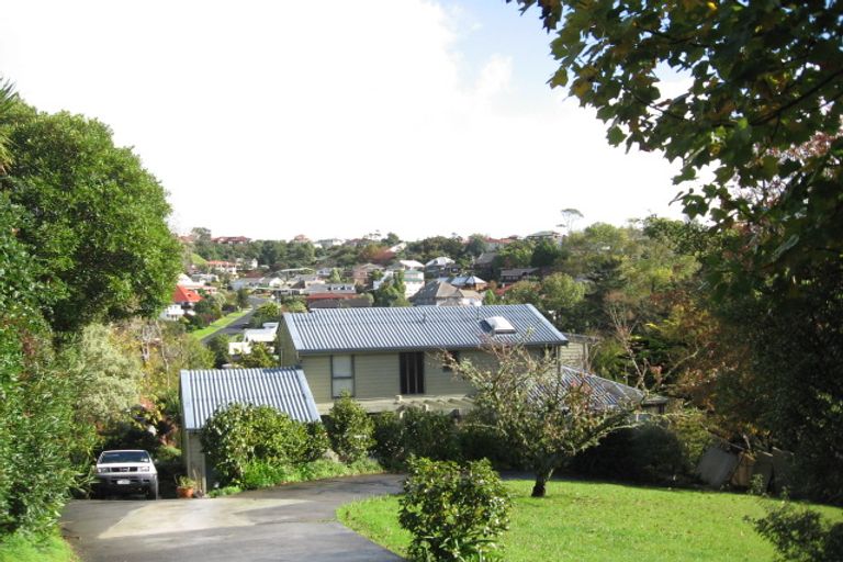 Photo of property in 60 Cheriton Road, Mellons Bay, Auckland, 2014