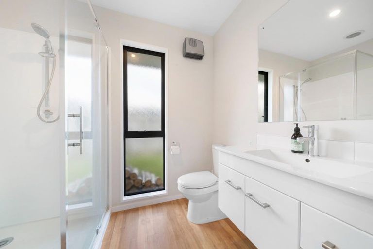 Photo of property in 8 Judge And Jury Drive, Lake Hayes, Queenstown, 9304