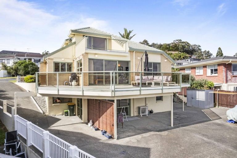 Photo of property in 59 Marellen Drive, Red Beach, 0932