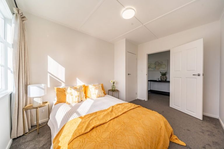 Photo of property in 25 Poole Street, Taita, Lower Hutt, 5011