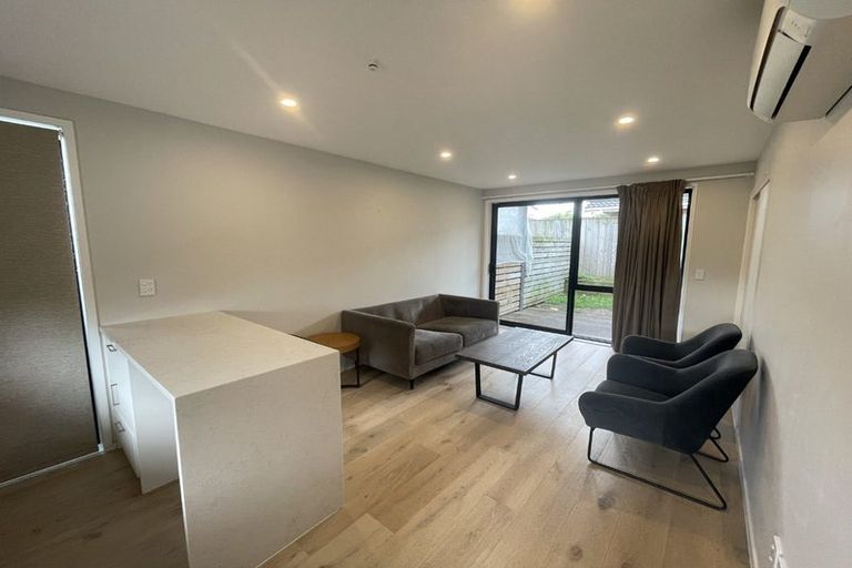 Photo of property in 4/16 Parson Lane, Papatoetoe, Auckland, 2025