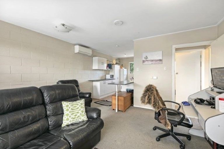 Photo of property in 8/246 Stanmore Road, Richmond, Christchurch, 8013