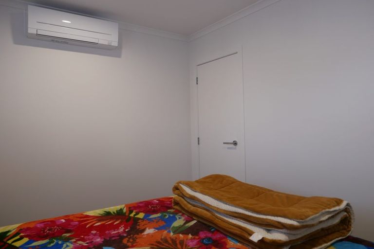 Photo of property in 19 Rongomau Lane, Raumati South, Paraparaumu, 5032