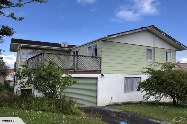 Photo of property in 23 Athena Drive, Totara Vale, Auckland, 0629