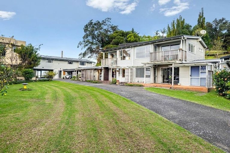 Photo of property in 2/4 Arkles Strand, Arkles Bay, Whangaparaoa, 0932