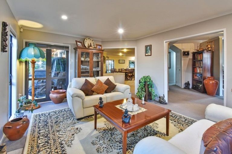 Photo of property in 16a Glenross Drive, Wattle Downs, Auckland, 2103