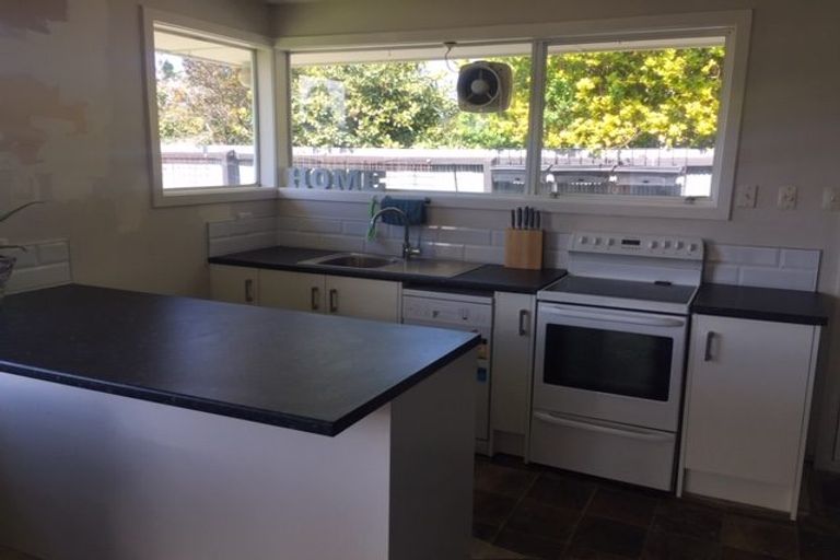 Photo of property in 3a Buss Street, Rangiora, 7400