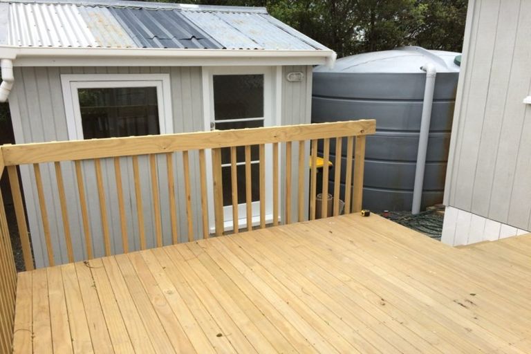 Photo of property in 4 Fourth View Avenue, Beachlands, Auckland, 2018