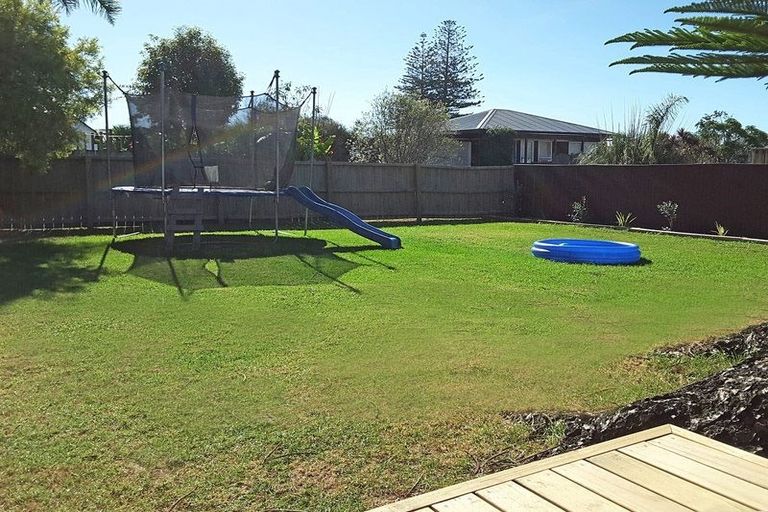 Photo of property in 33g Springs Road, Parakai, 0830