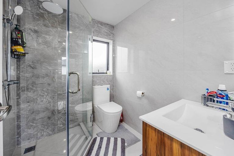 Photo of property in 40a Bowater Place, Manurewa, Auckland, 2102