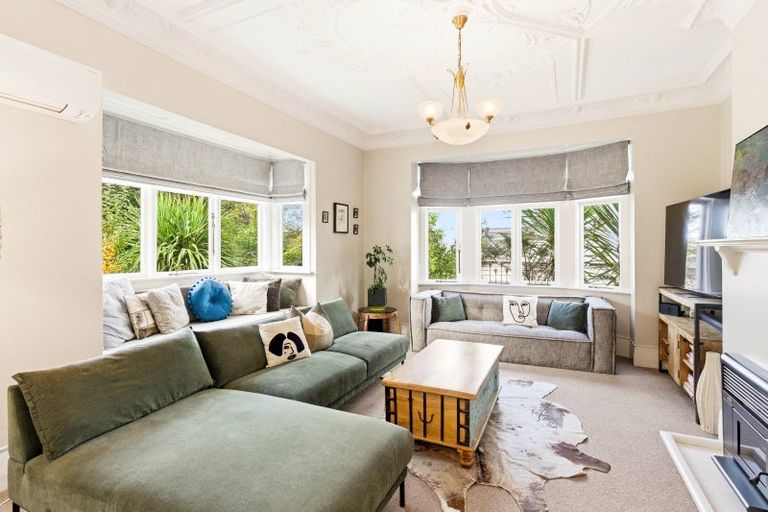 Photo of property in 139 Eglinton Road, Mornington, Dunedin, 9011