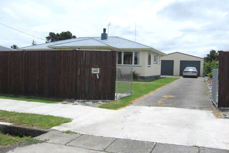 Photo of property in 12 Monckton Street, Feilding, 4702