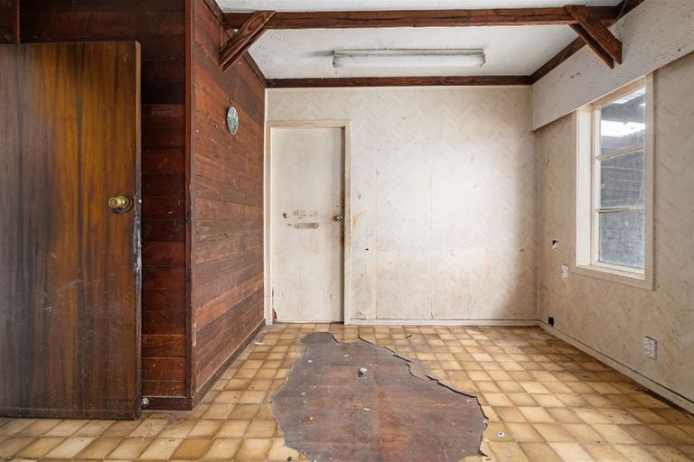 Photo of property in 25 Archibald Road, Kelston, Auckland, 0602