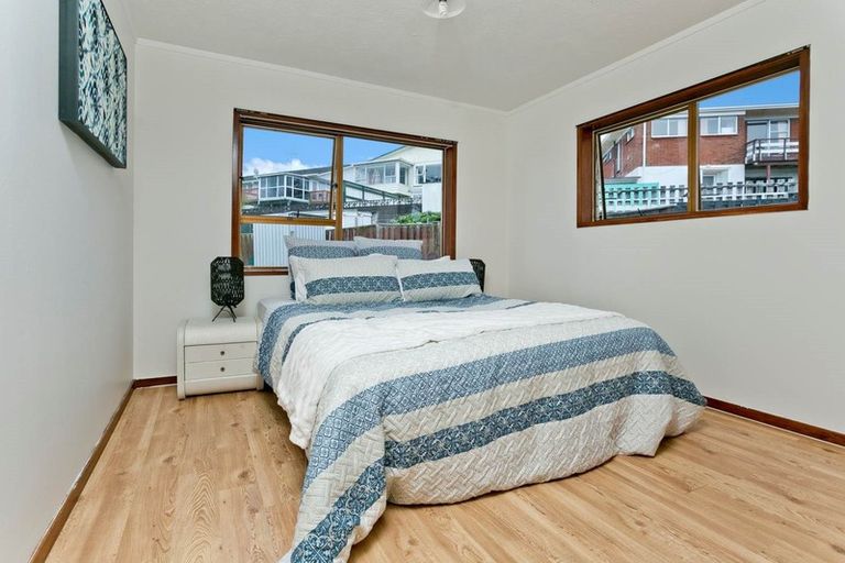 Photo of property in 7 Lynden Avenue, Hillcrest, Auckland, 0627