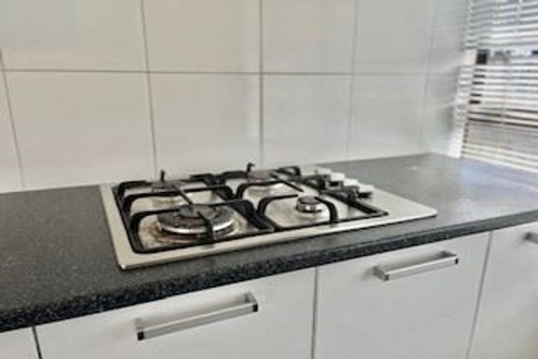 Photo of property in 80a Millbrook Road, Henderson, Auckland, 0612