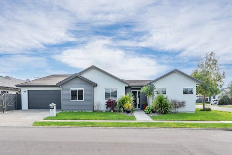 Photo of property in 29 Aoraki Road, Poraiti, Napier, 4112