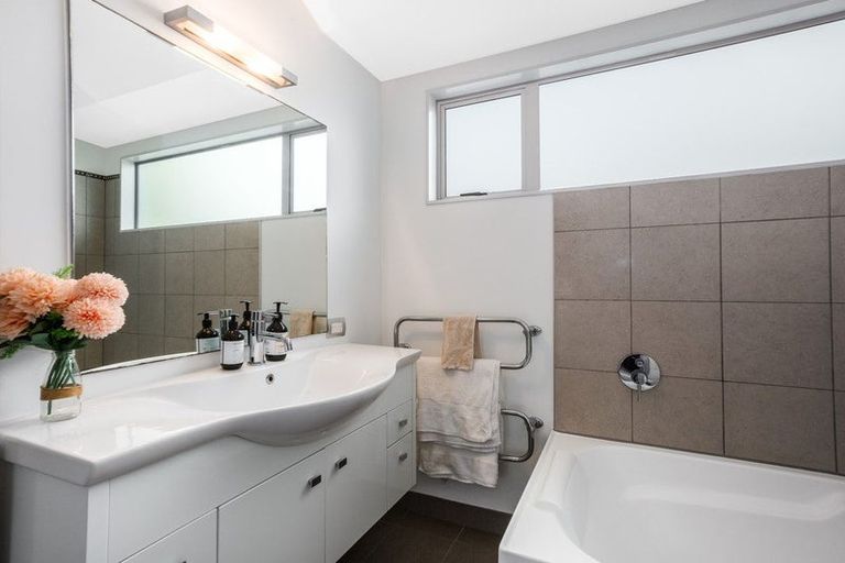 Photo of property in 4b/10 Park Avenue, Epuni, Lower Hutt, 5011