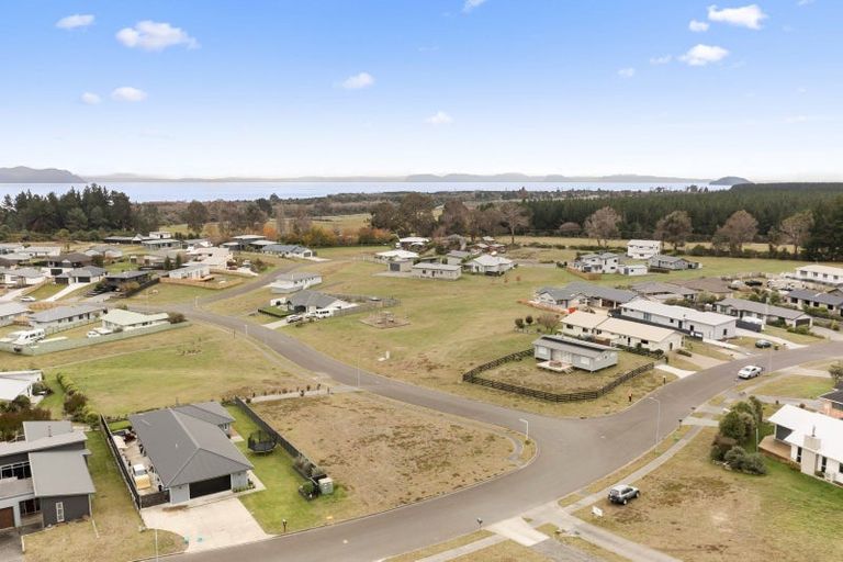 Photo of property in 156 Parekaawa Drive, Motuoapa, 3382