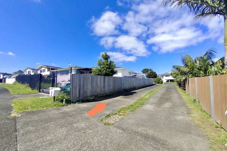 Photo of property in 2/19 Charntay Avenue, Clover Park, Auckland, 2019