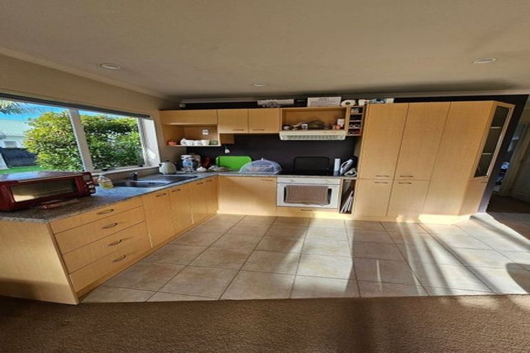 Photo of property in 38 Alexander Street, Cockle Bay, Auckland, 2014