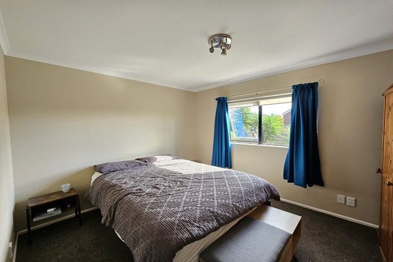 Photo of property in 4 Pilot Lane, Whitby, Porirua, 5024