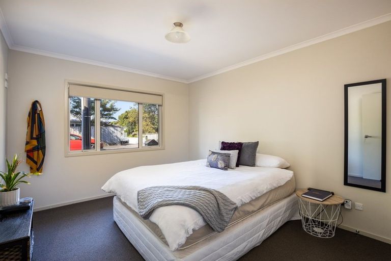 Photo of property in 44 Belt Road, Moturoa, New Plymouth, 4310