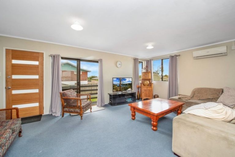 Photo of property in 45a Livingstone Avenue, Nawton, Hamilton, 3200