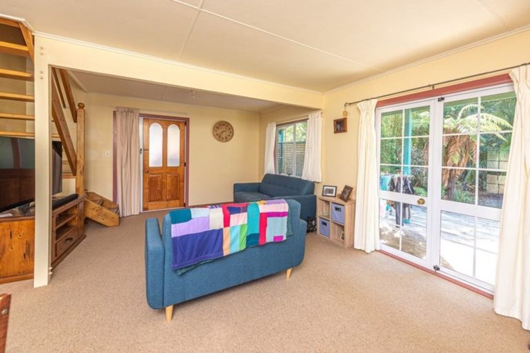 Photo of property in 8 Aiken Road, Saint Johns Hill, Whanganui, 4501