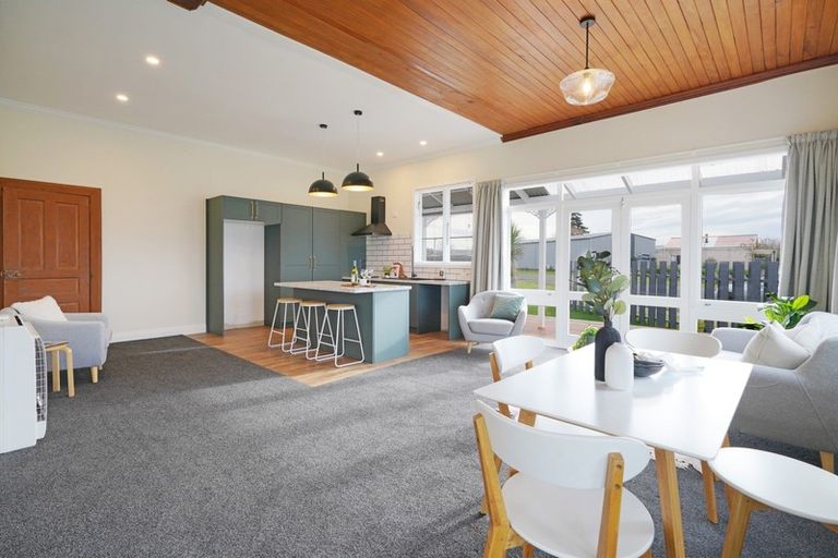 Photo of property in 53 Elles Road, Otautau, 9610