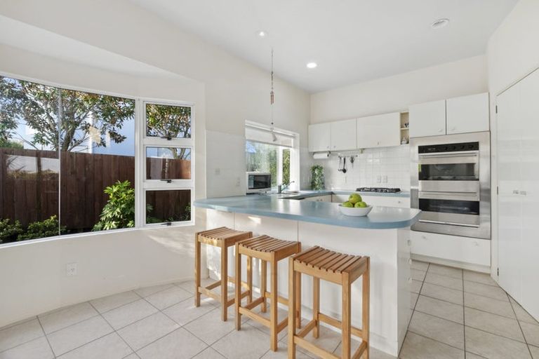 Photo of property in 27c Heathcote Road, Castor Bay, Auckland, 0620