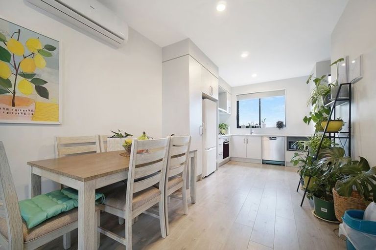 Photo of property in 45 Te Aparangi Road, Papakura, 2110