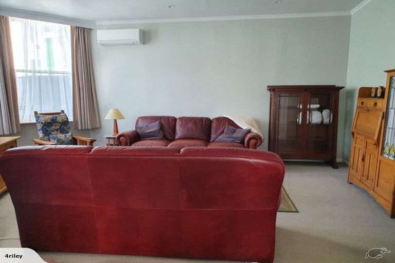 Photo of property in 30 Hiropi Street, Newtown, Wellington, 6021